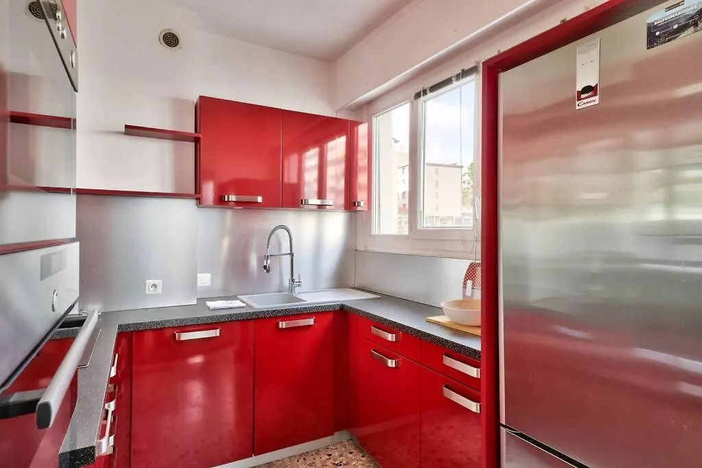 L29 Lenval Beach At 1Min Walk To Sea Front Ac Balcony Nice Apartment